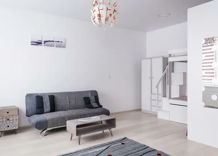 アパート Sandra Apartamentai *